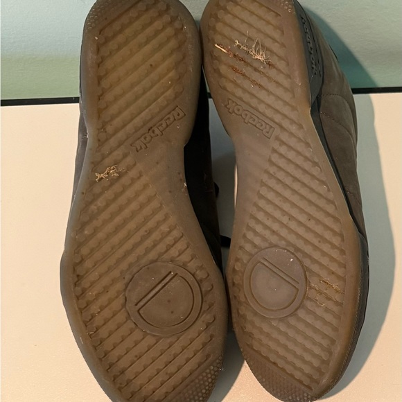 Reebok Men’s Olive Green Sneakers Suede 11 Good Condition Used - Picture 6 of 6